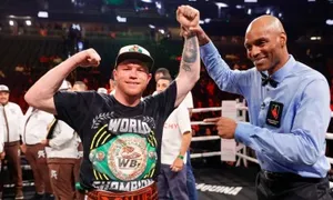 Canelo Alvarez - từ cậu bé bán kem đến võ sĩ nhất thống thiên hạ